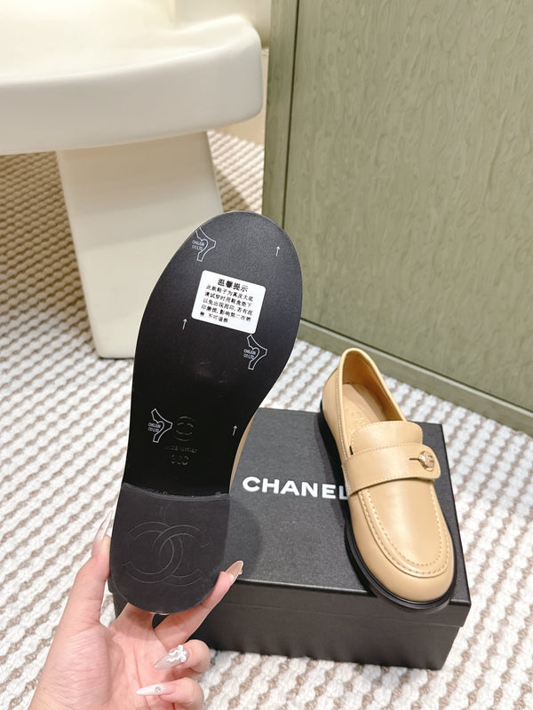CC 26SS Loafers 3cm Beige Cowhide 653490