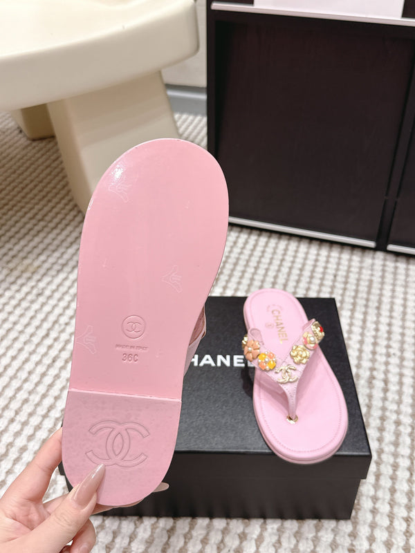 CC 26s Flip-Flop Pink Sheepskin 632362
