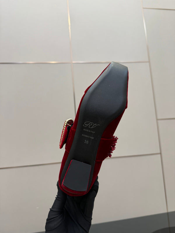 RV Belle Vivier Mary Janes Red Velvet 629887