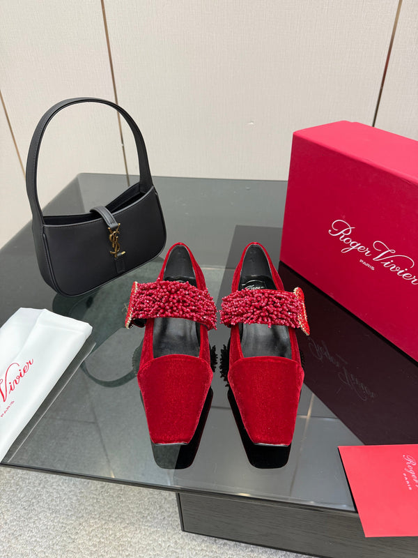 RV Belle Vivier Mary Janes Red Velvet 629887