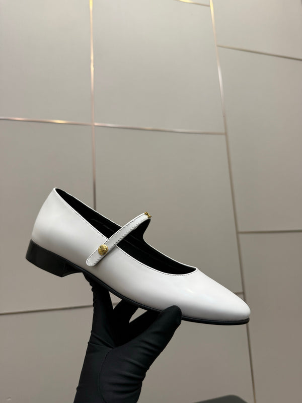 CL City Mary-Jane White Lambskin 725640