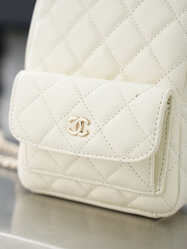 CC ๐จ๐ท๐๐๐๐ Mini Backpack White Caviar