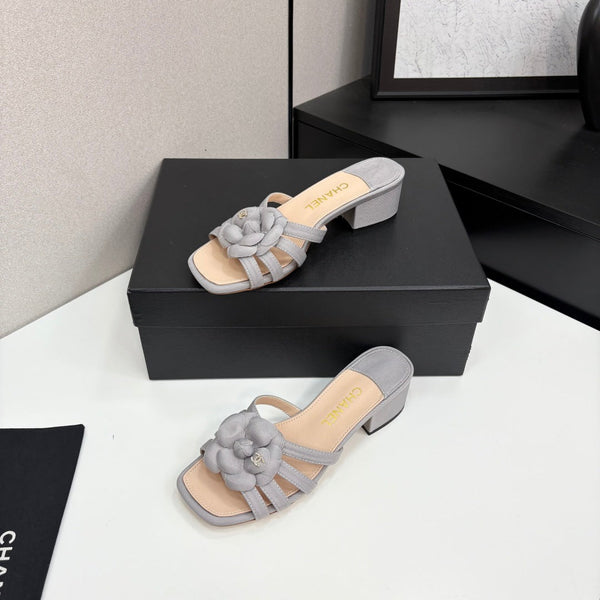 CC 25 Camellia Open Heel Mule Sandals 50mm Grey Beige Sheepskin And Fabric 368854