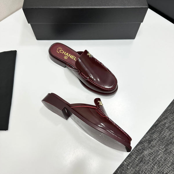 CC SS 2026 Pre Loafer Sandal Burgundy Calfskin 630476