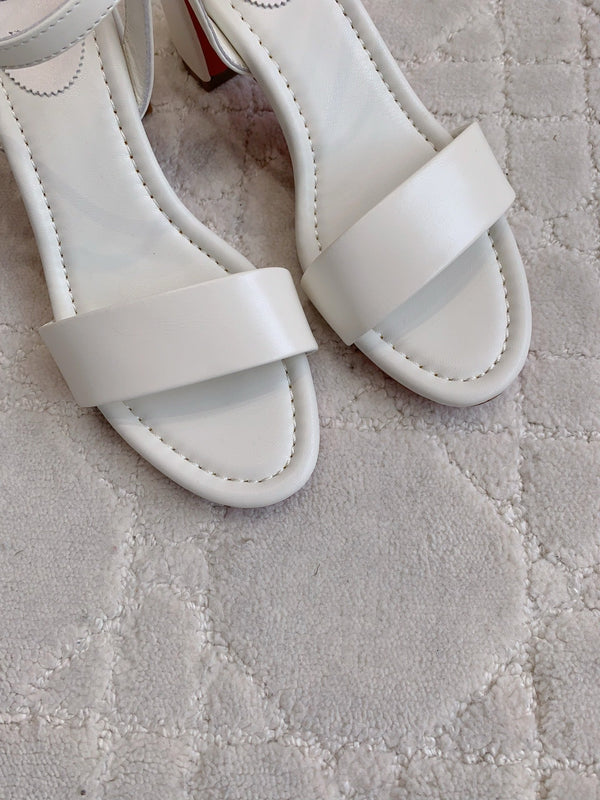 CL Simple Sandals White Sheepskin 328457