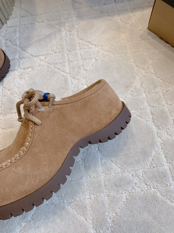UGG Yupoo Loafers Beige Wool Suede 516910
