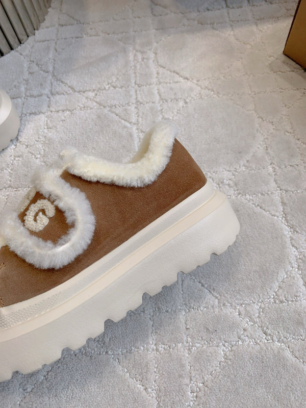 UGG Tazz Slipper Loafers Brown Mix Beige Suede and Fleece 516904
