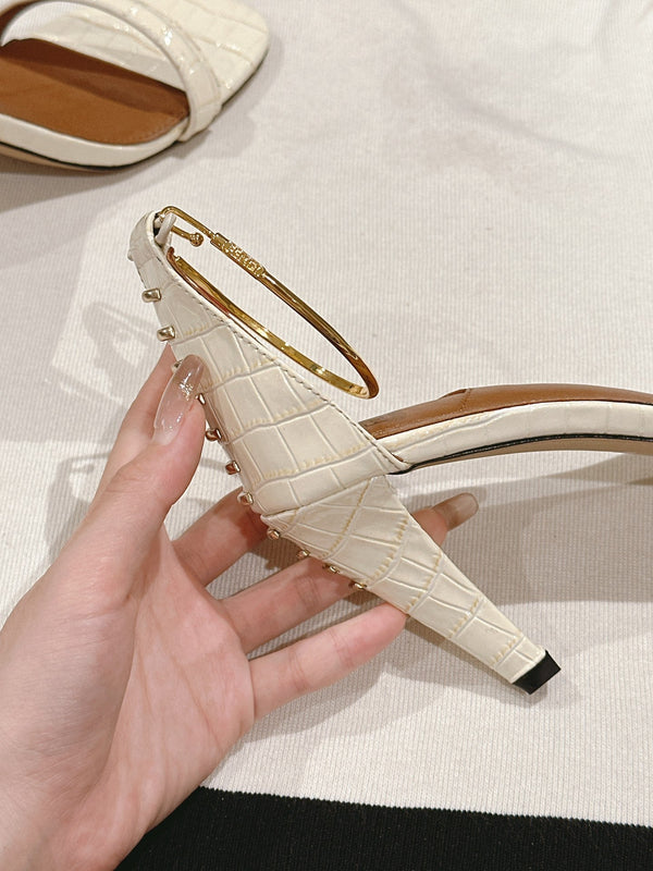 FENDI HIGH-HEELED 85 MM IN WHITE LAMBSKIN WITH GOLD HARDWARE
