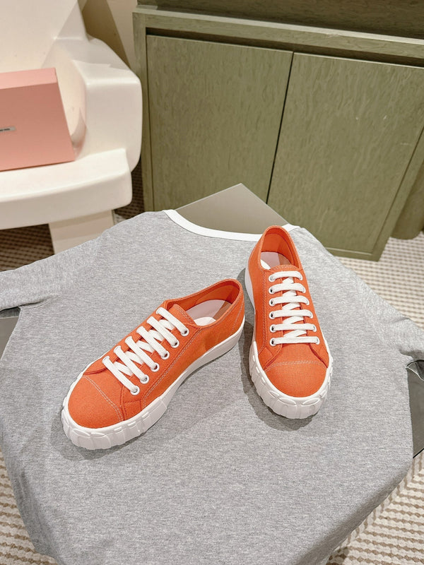 Miu Sneakers Orange Canvas 445548