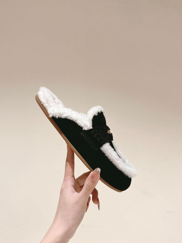 Miu Mule Half Fur Black Suede