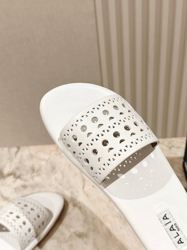 Alaia 2025 Hollow Slippers White Leather 293655