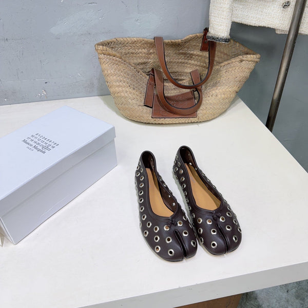 MM Bellissima Ballerina Eyelet Details Coffee Cowhide 893693