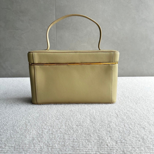 CL 26s Rectangle Beige Supple Calfskin