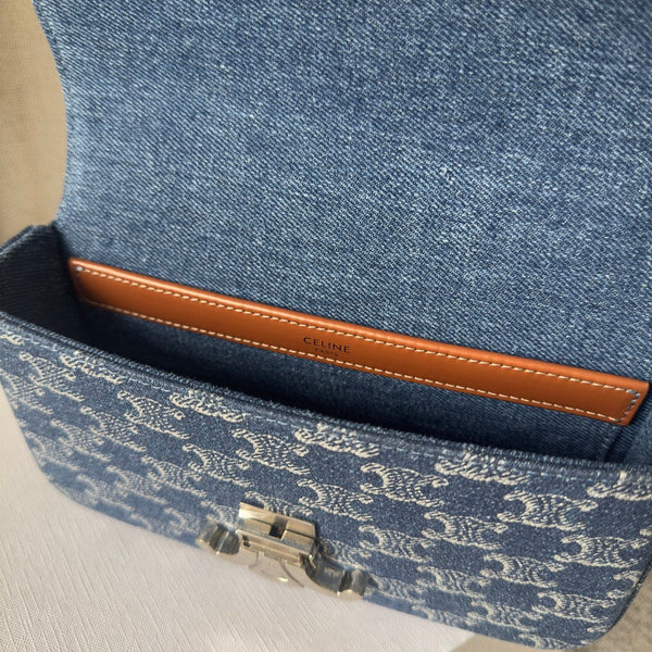 CHAIN SHOULDER BAG CLAUDE 20 IN BAYOUX BLUE TRIOMPHE DENIM SILVER HARDWARE