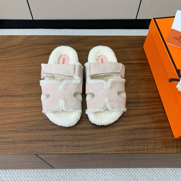 HM Chypre Sandal In Light Pink Mix White Fleece And Suede 984194