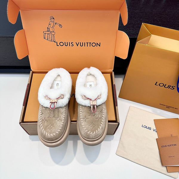 LV Cortina Closed Mule Khahi Suede Wool 542232