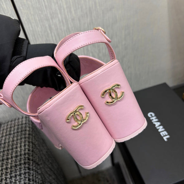 CC 26s Platform Sandal Light Pink Raffia Sheepskin 688696