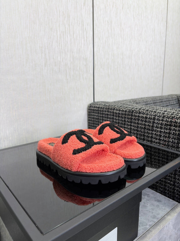 CC 26s Shearling Slide Flat Mules Coral Black Wool 128097