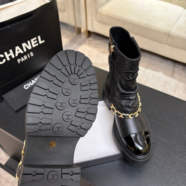 CC 26s Combat Boots Black Quilted Patent Calfskin 957754