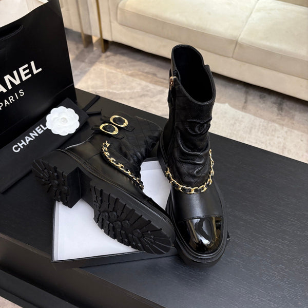 CC 26s Combat Boots Black Quilted Patent Calfskin 957754
