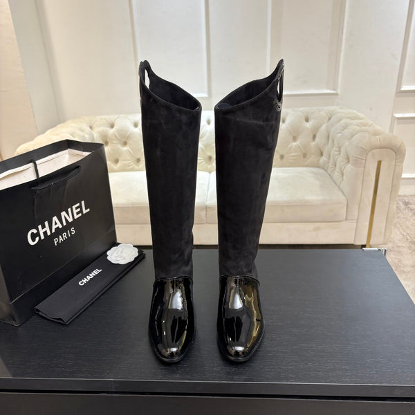 CC 26s Knee-High Riding Boots Black Patent Suede 106813