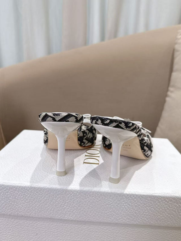 CD 26s Open Toe Mules 8.5cm White Black Oblique Canvas Leather 116948