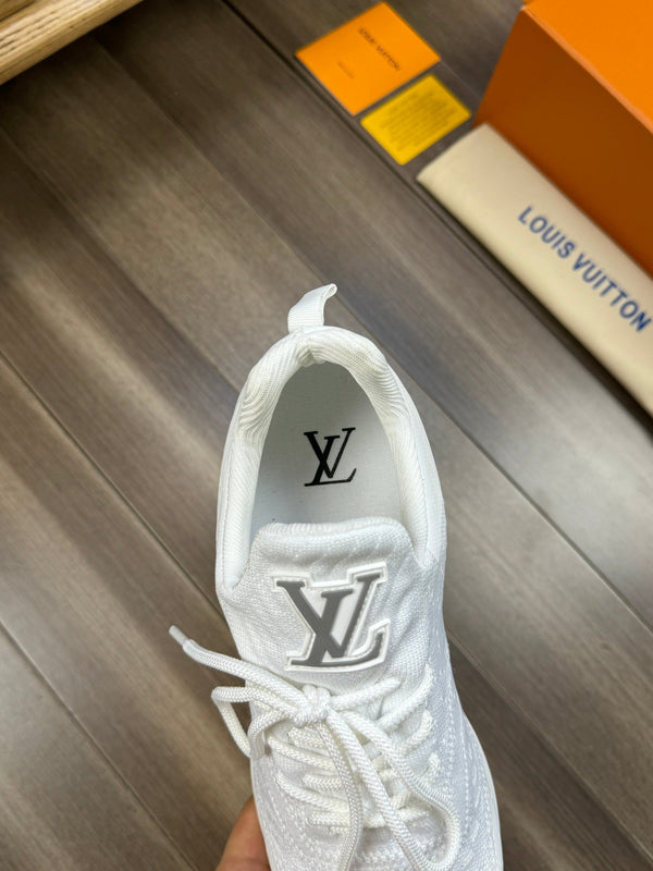 LV SNEAKERS IN WHITE MESH BREATHABLE FABRIC AND CALFSKIN