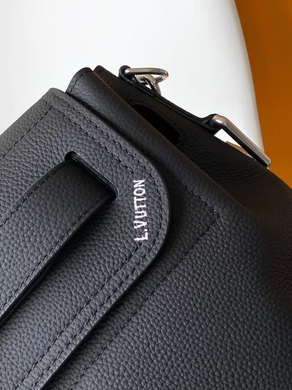 LV Steamer 30 Handbag Black Calfskin