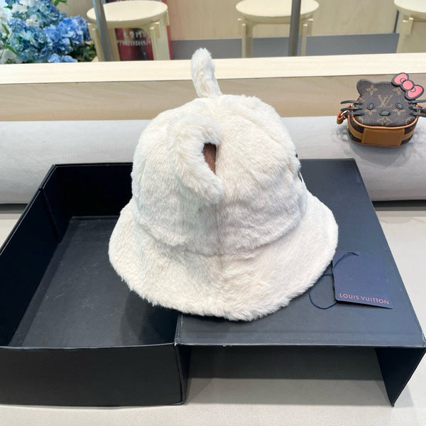 BUCKET HAT IN WHITE WOOL AND LAMB FUR 434940