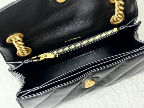 CRUSH SMALL CHAIN BAG 25 IN BLACK QUILTED CRUSHED CALFSKIN GOLD HARDWARE