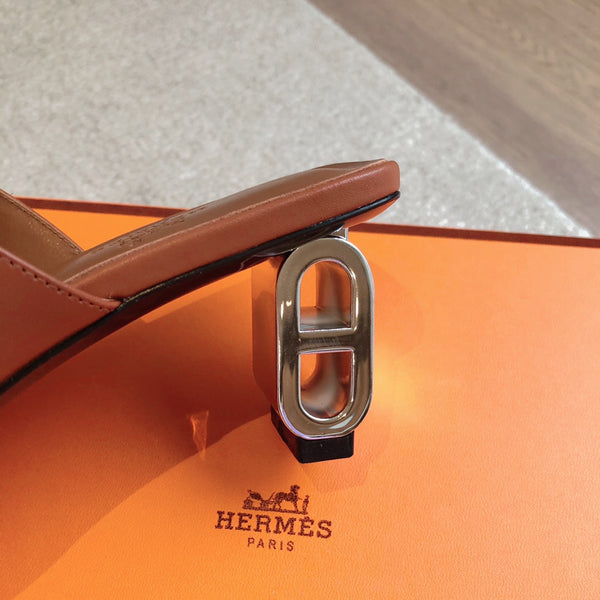 ICONIQUE 60 SANDAL CARAMEL CALFSKIN