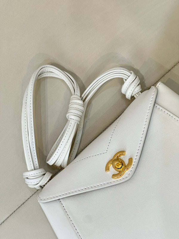CC 26A Métiers d’Art Envelope Bag White Lambskin
