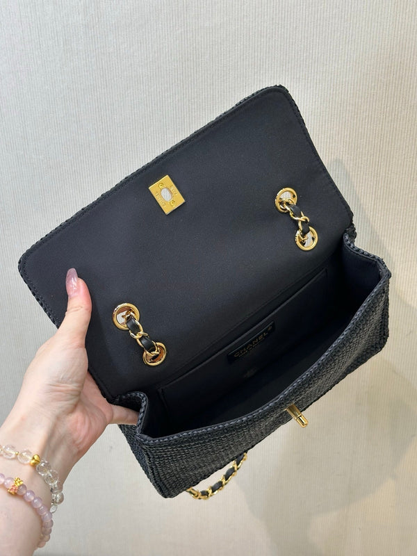 CC 26s Coco Beach 25.5CM Flap Bag Black Raffia 143485