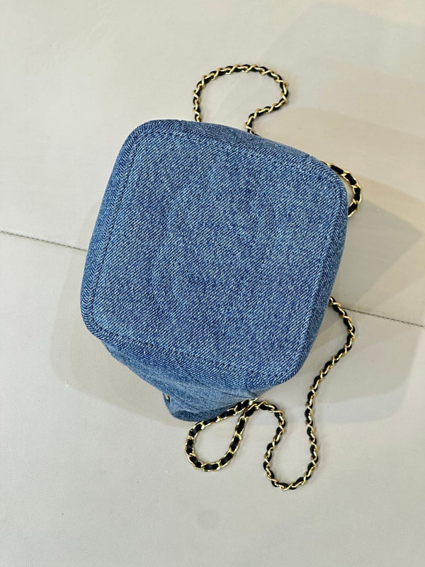 CC 26s Métiers d'art 2026 Bucket Bag 18CM Blue Denim 143452