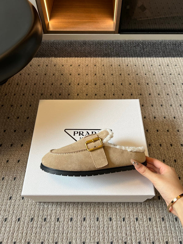 Prada 26s Clogs Desert Suede Shearling 971698