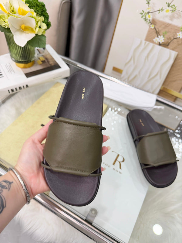 The Row Vivienne Slide Olive Sheepskin 827497