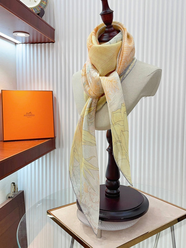 Faubourg Tropical Detail scarf 110 CM In Beige Colorful Silk 208584