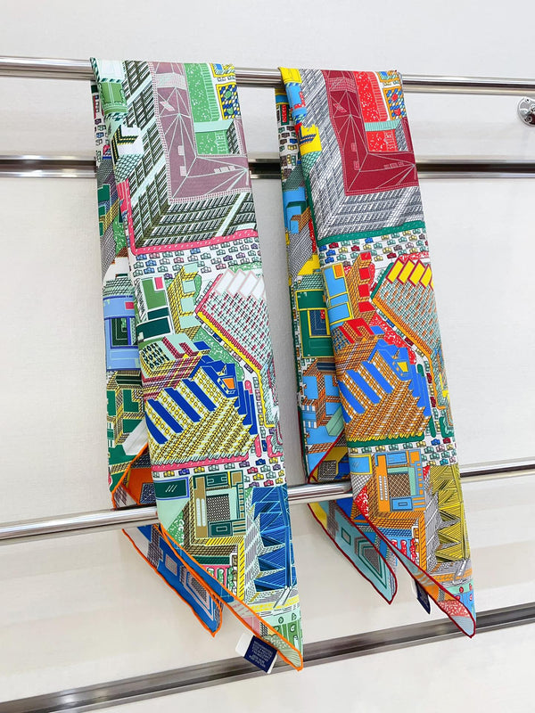 Pantin City scarf 90 CM In Colorful Silk Twill 211114