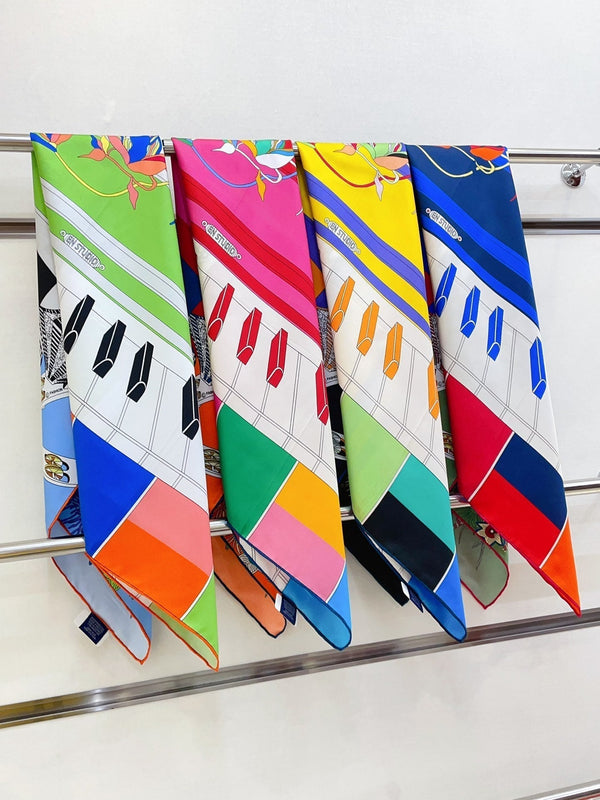 En Studio Scarf 90 CM In Colorful Silk Twill 235408