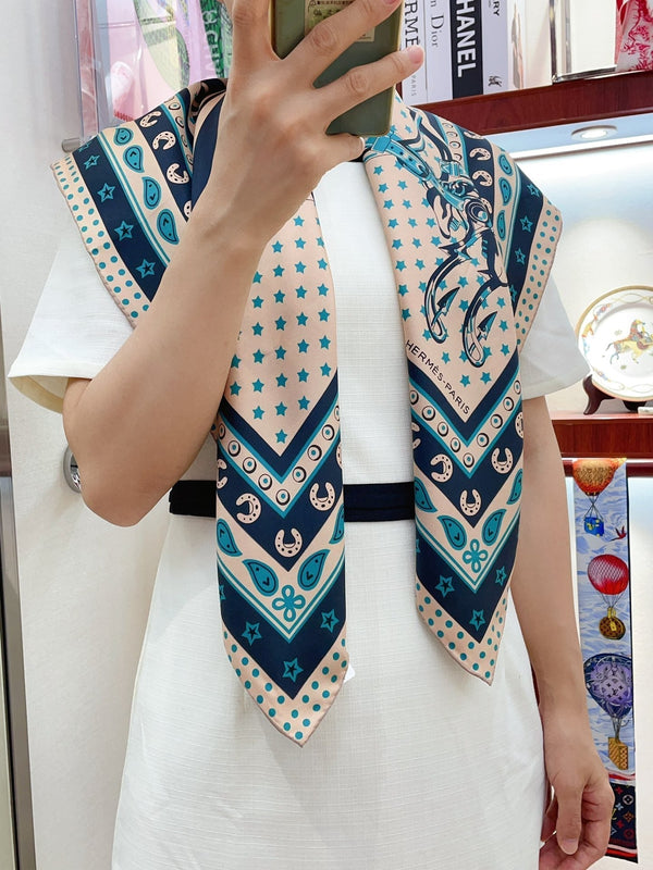 Cheval Punk Bandana Scarf 90 CM In Beige Mix Black Deep Green Silk Twill 309211