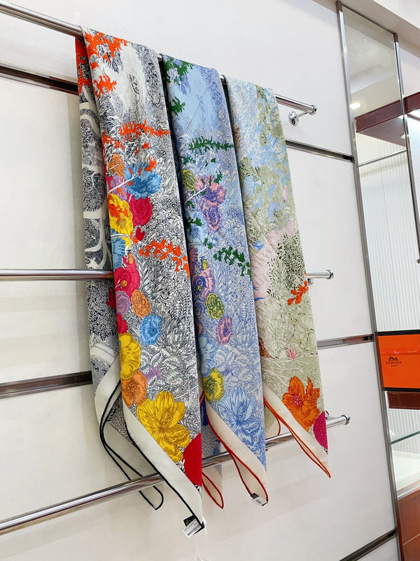 Retour A La Nature Shawl 140CM In Dakr Blue Colorful Cashmere And Silk