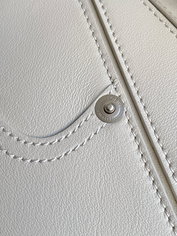 Loewe Panta Small Puzzle Bag 24cm White Glossy Calfskin
