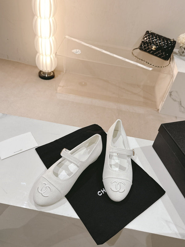 mary jane flat white corduroy