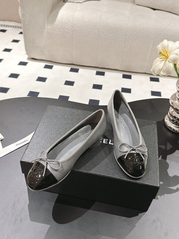 cc 25c ballet flat cross line pattern grey lambskin 237481