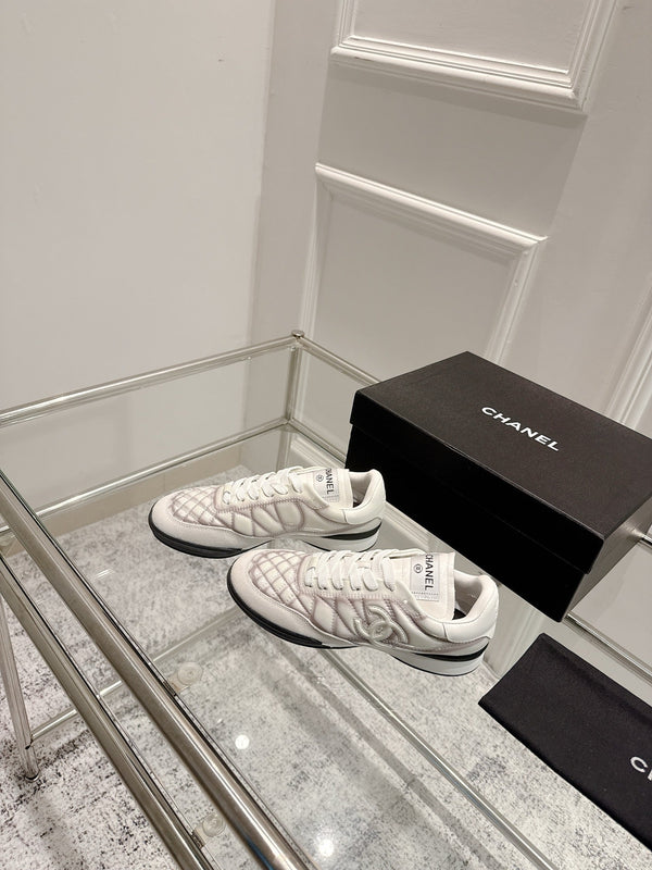 Chanel 25A Sports Shoes White Black Sheepskin 393112