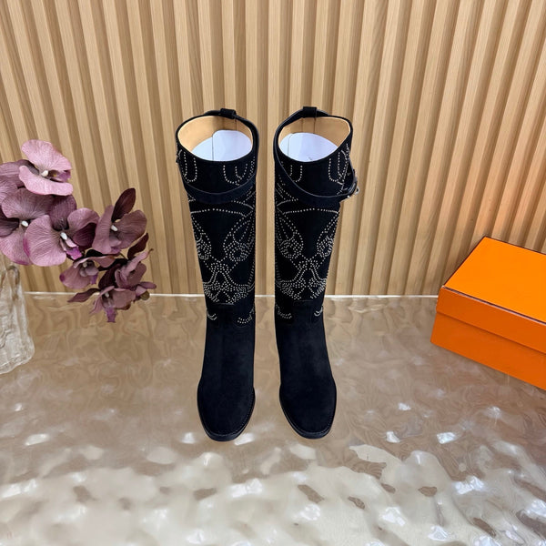 HM 26S Studded Jumping Boots 3cm Black Suede 114940