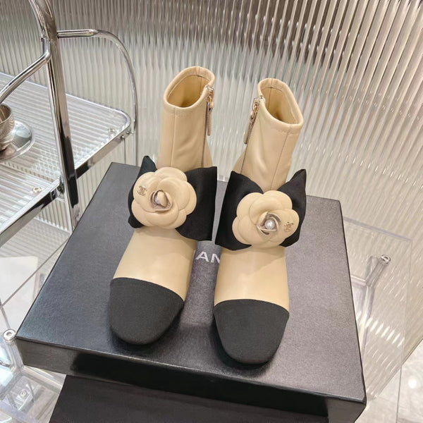 CC Short Boots 60mm Beige Camellia Cowhide