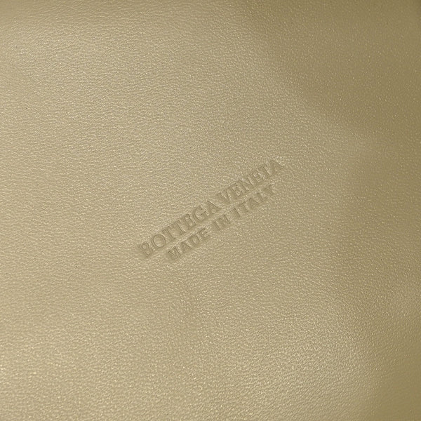 BV 26s Parachute Bag Cream Intrecciato Leather 291409