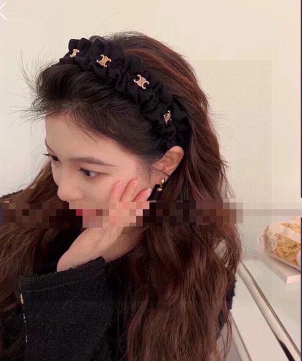 BLACK FABRIC WITH GOLD LOGO HAIRBAND 415931