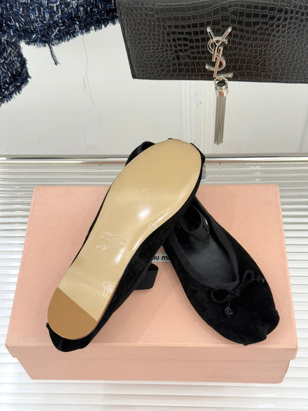 Miu Classic Bow Letter Ballet Flat Black Suede 571003